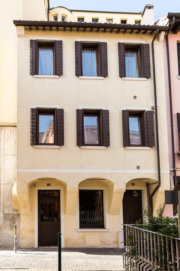 Castelmenardo39 Hotel Тревизо Екстериор снимка